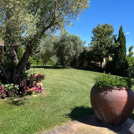 בית נופש Casale Antica Cassia Luxury & *